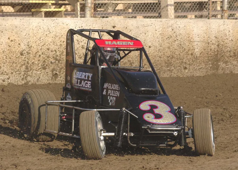 Darren driving the RFMS #3 to victory.